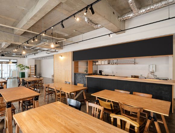 店舗内装工事 Commercial Interiors